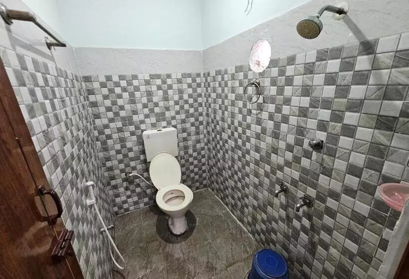 ホテル Arunachala Guest House