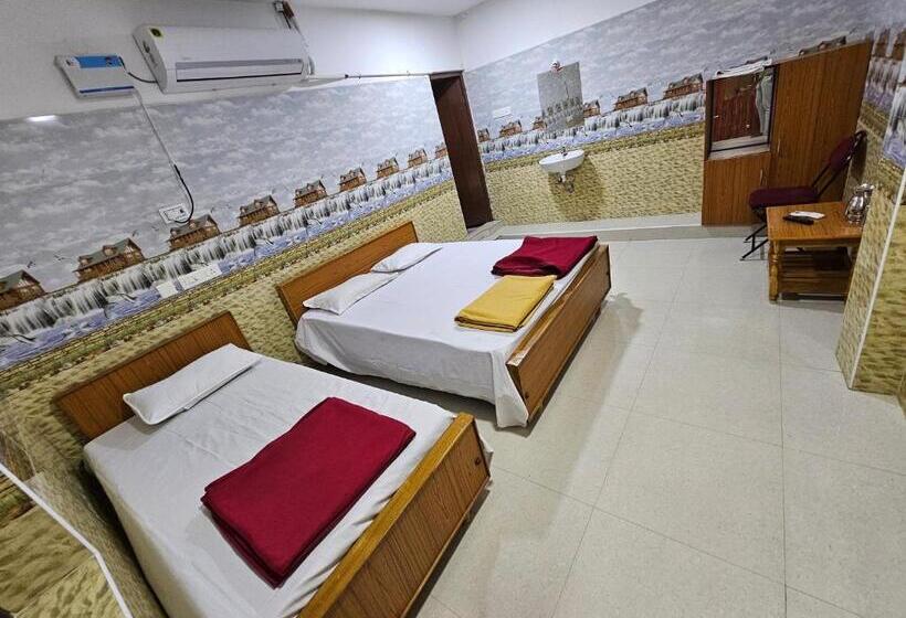 Hotel Arunachala Guest House