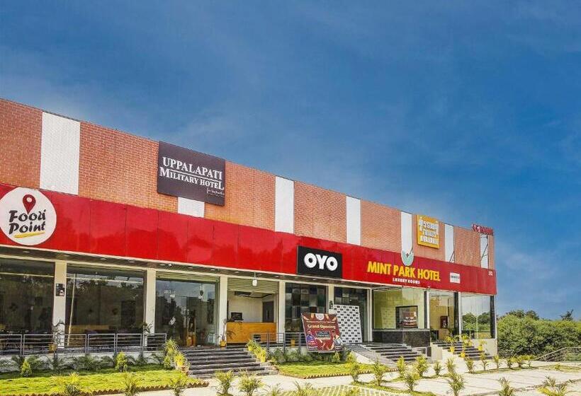 Отель Collection O Mint Park