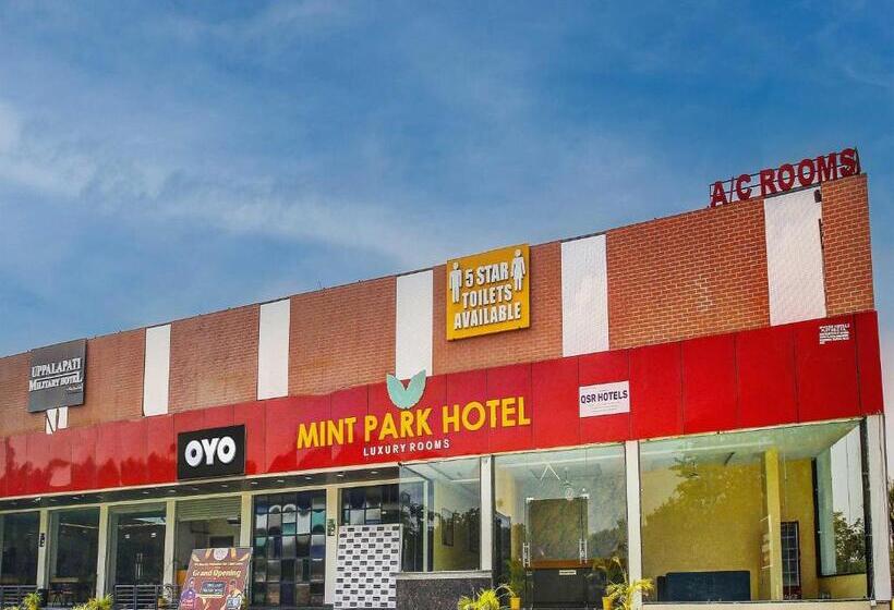 Отель Collection O Mint Park