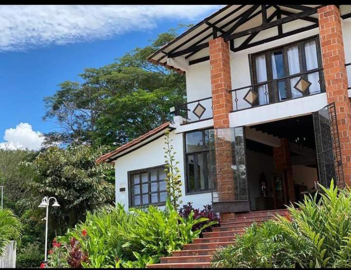 Отель El Quijote