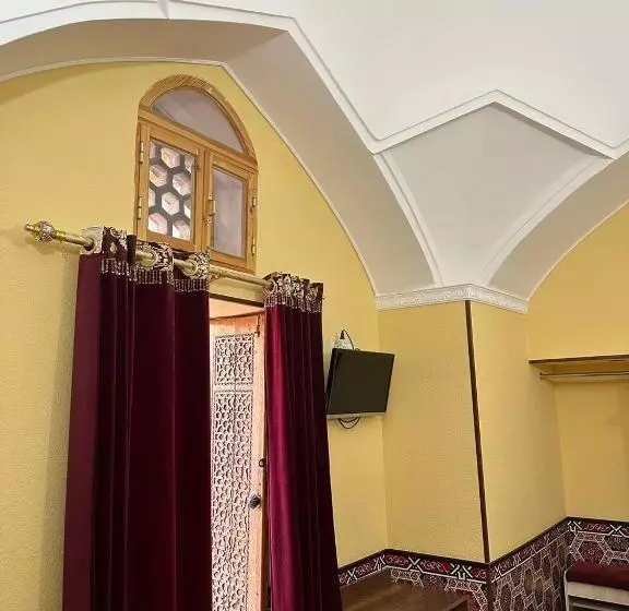 ホテル Karavansaray Khurjin Old