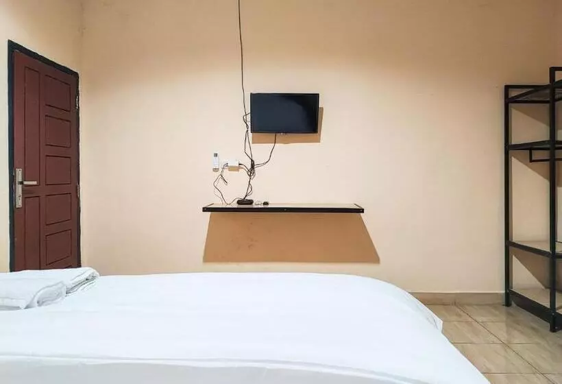 Hotelli Reddoorz Syariah Near Terminal Alam Barajo Jambi