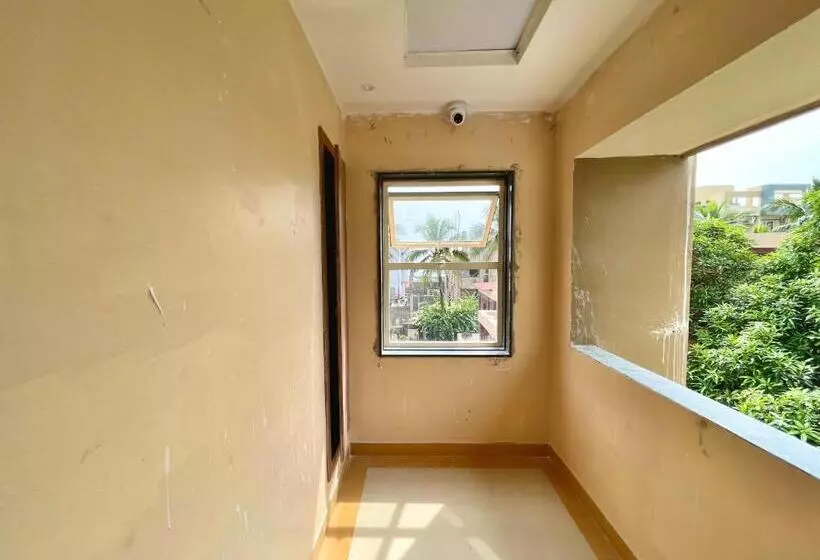 ホテル Rockbay ! Puri, Swimming Pool Lift And Parking Facility Near Sea Beach & Temple Breakfast Included