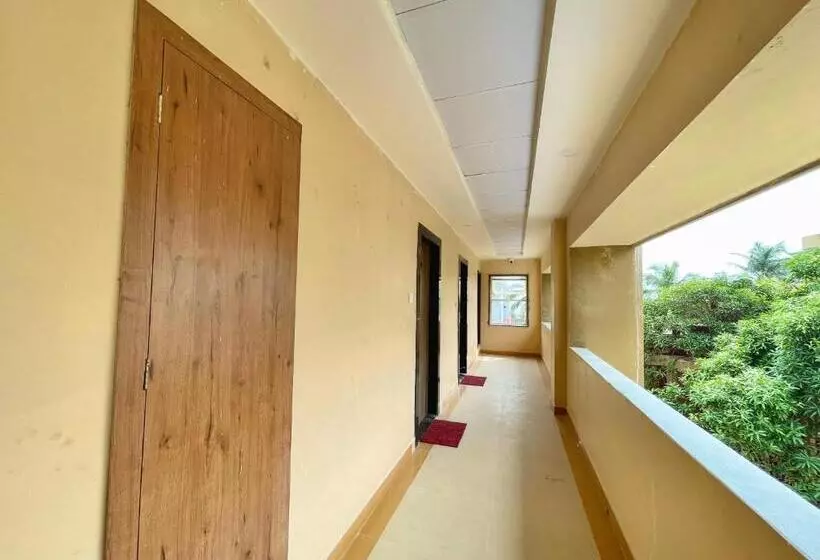 ホテル Rockbay ! Puri, Swimming Pool Lift And Parking Facility Near Sea Beach & Temple Breakfast Included