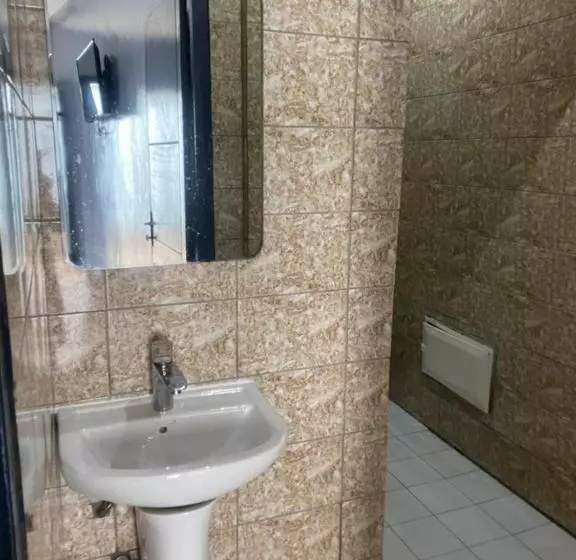 هتل Sunrise Center Bonapriso   101