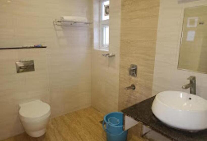 בית מלון כפרי The King S Park Residency Chennai