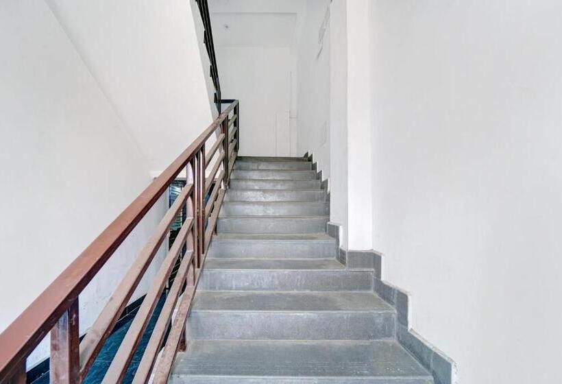 Oyo Flagship Hotel Blue Gram Inn