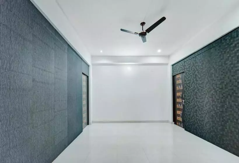 Oyo Flagship Hotel Blue Gram Inn