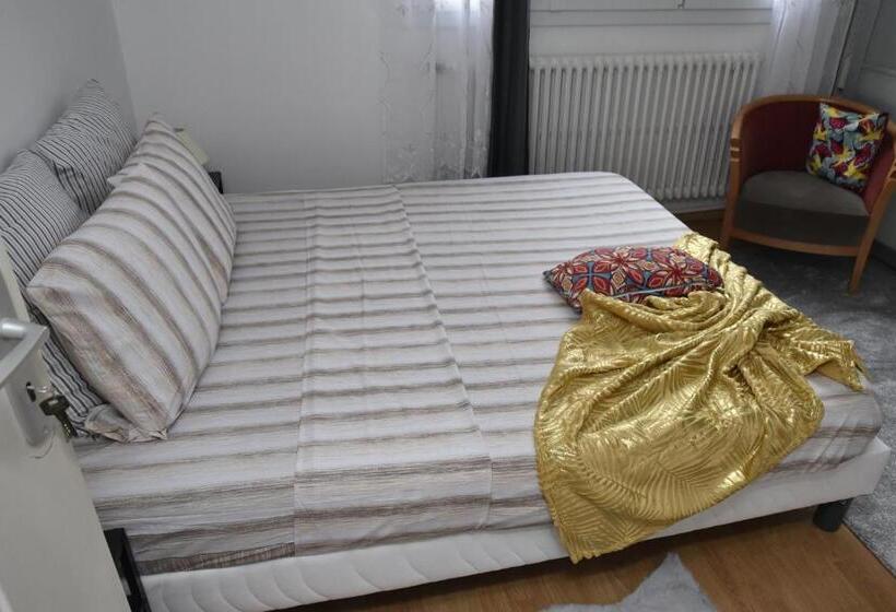 بنسيون Chez Mr Le Légionnaire