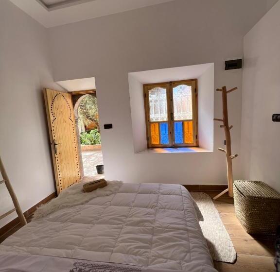 بنسيون Friendly Dades Lodge