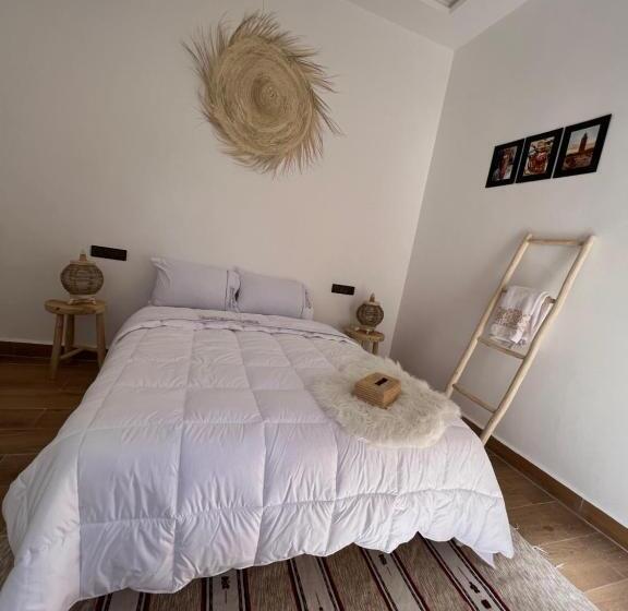 بنسيون Friendly Dades Lodge