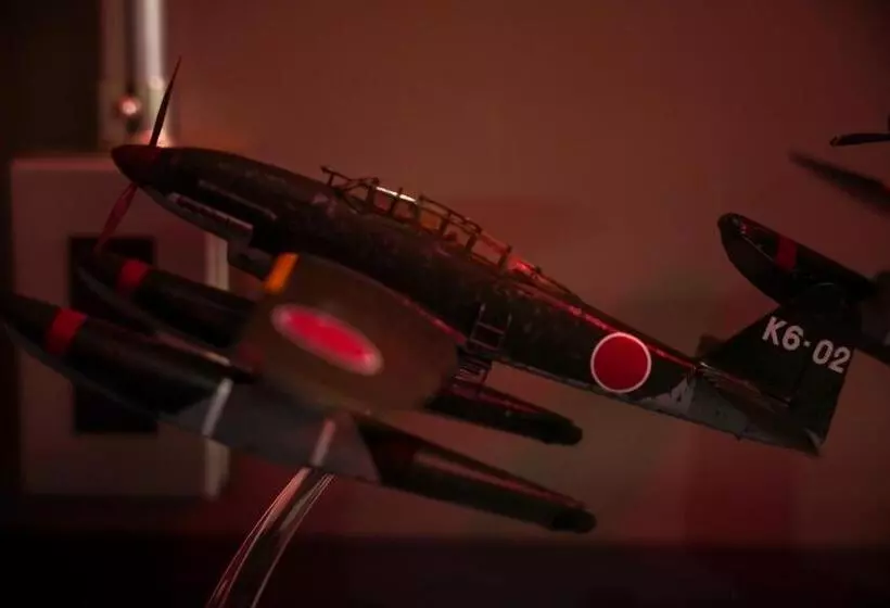 Majatalo Red Submarine