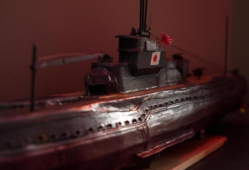 Pansiyon Red Submarine