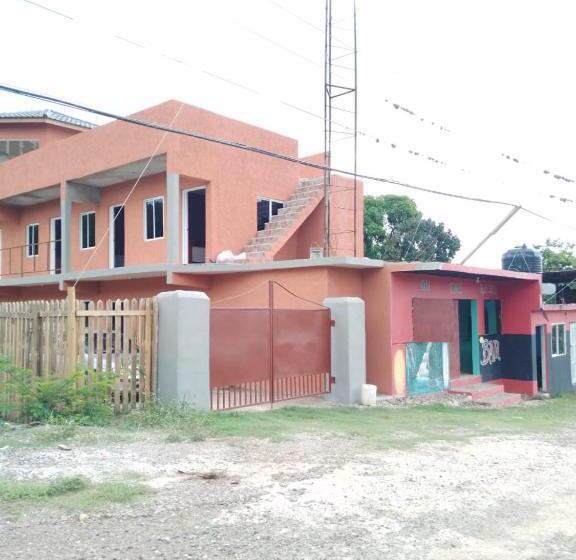 پانسیون Thecocoreefguesthousejamaica