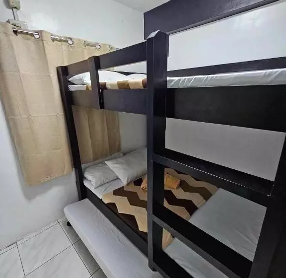هاستل Villa Tomasa Boracay Dmall