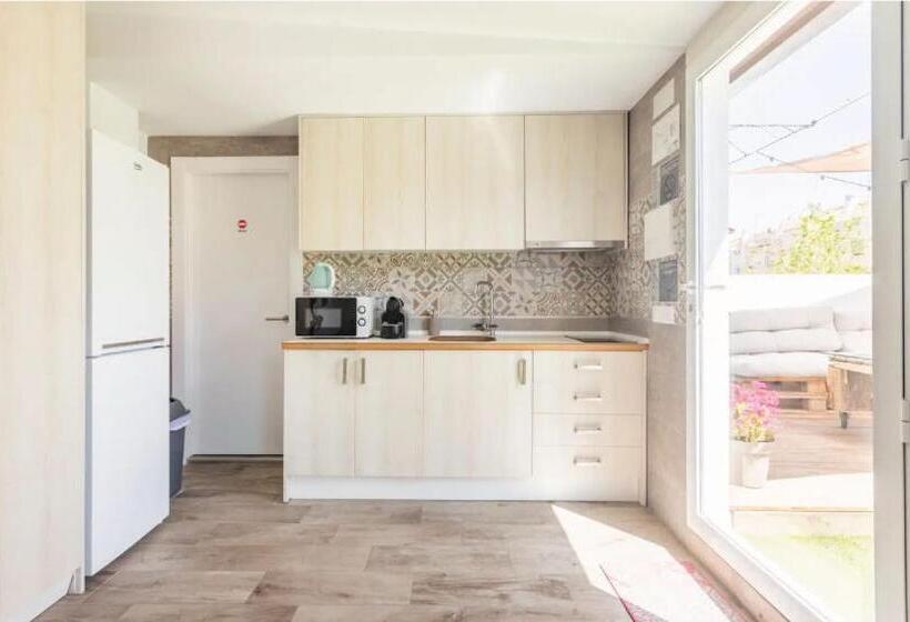 호스텔 Wood&stone Rooms