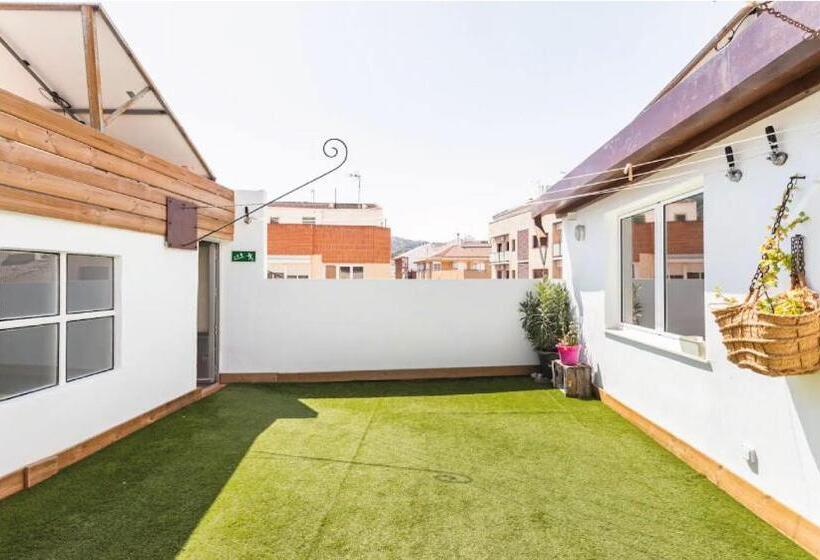 ユースホステル Wood&stone Rooms