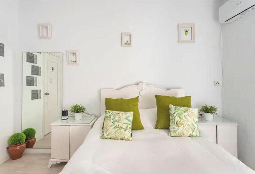 호스텔 Wood&stone Rooms