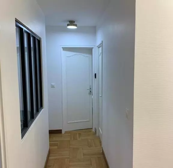 ベッドアンドブレックファースト Chambre Privée Face Arrêt De Tram Proche Métro 5 Pablo Picasso, Chambres Individuelles , La Cuisine