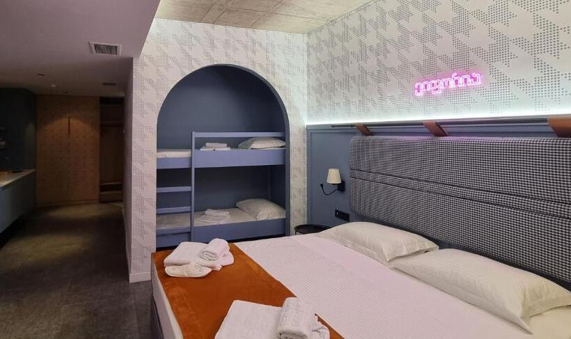 هتل Bamboo Garden