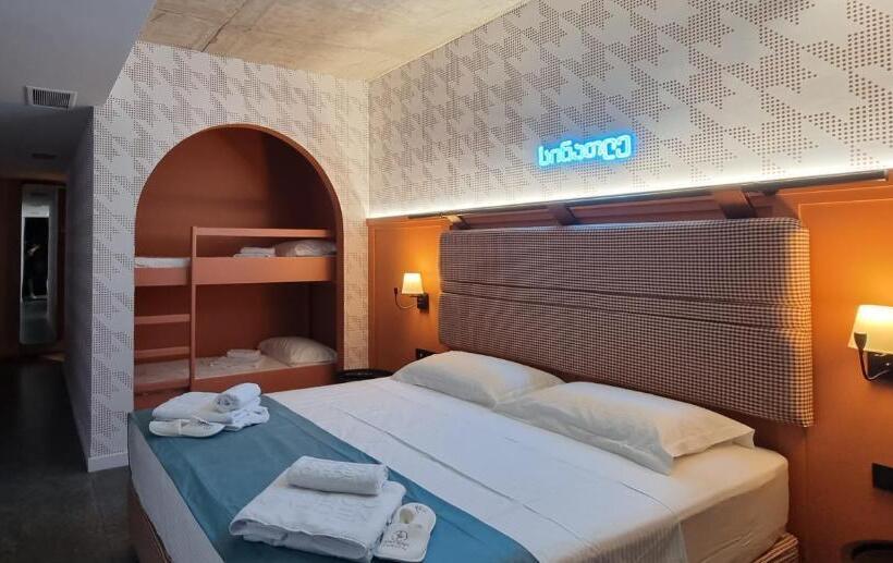 هتل Bamboo Garden