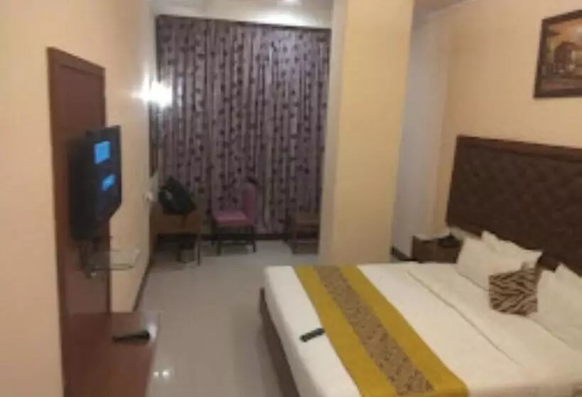 ホテル Dev International, Chhindwara