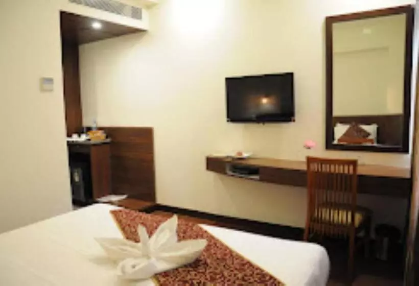 ホテル Dev International, Chhindwara