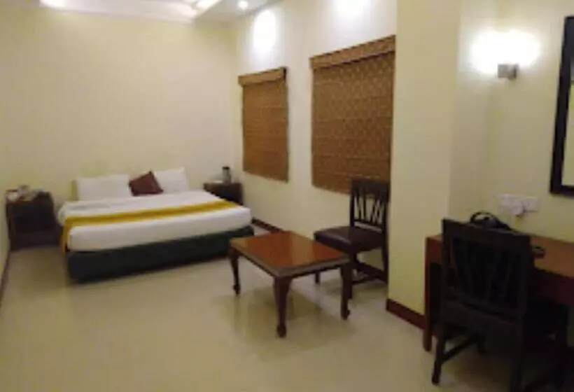 ホテル Dev International, Chhindwara