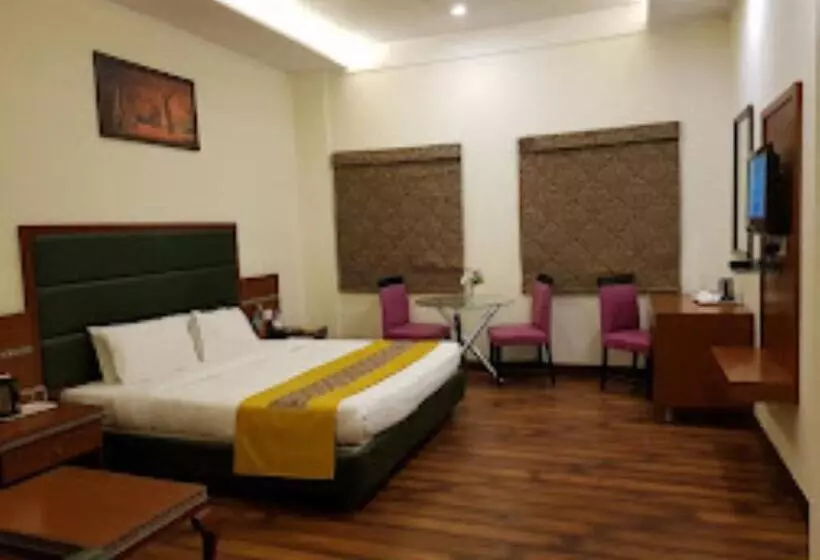 ホテル Dev International, Chhindwara