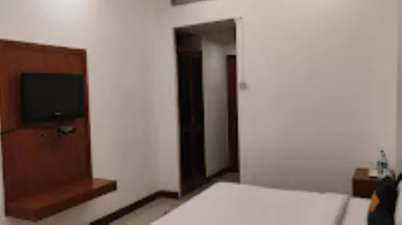 ホテル Dev International, Chhindwara