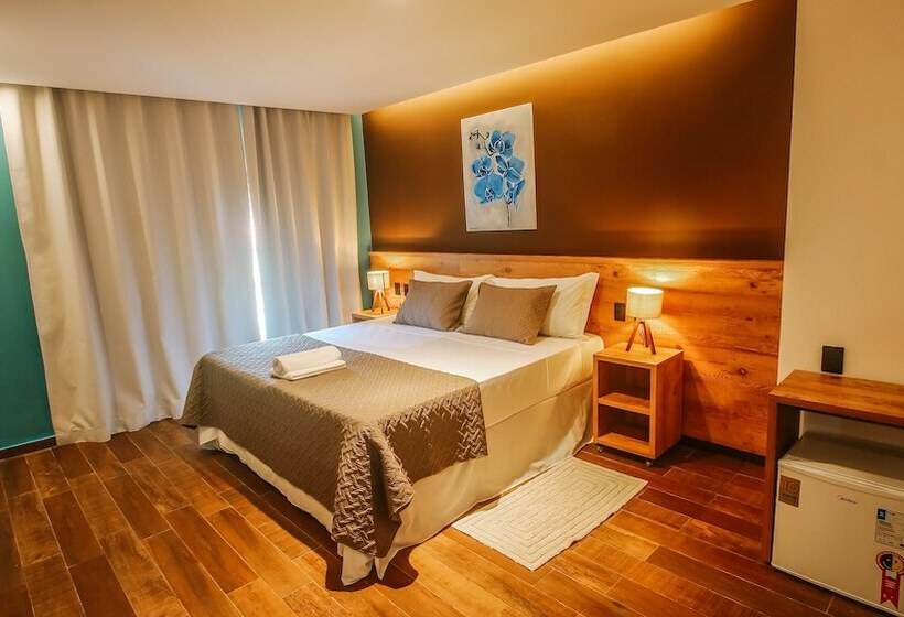 Hotel Flores Da Praça