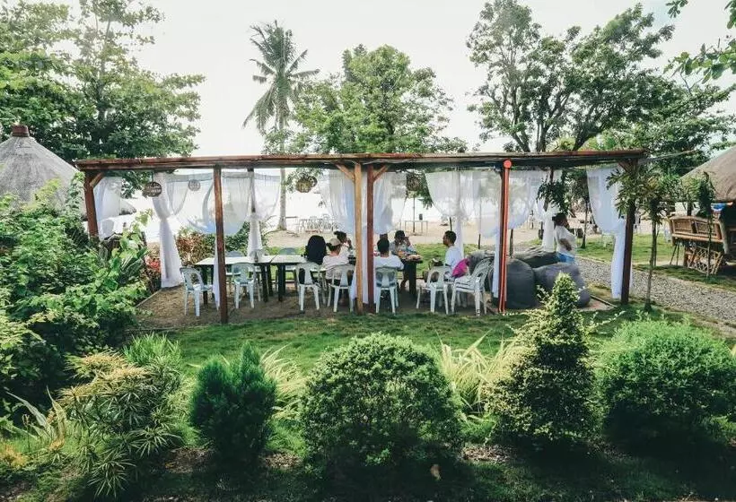 Hotelli Marika Resort