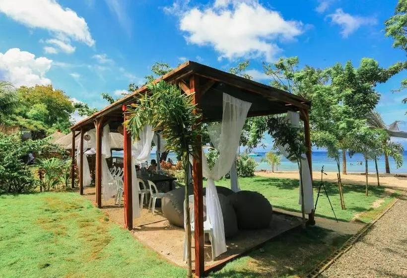 Hotelli Marika Resort