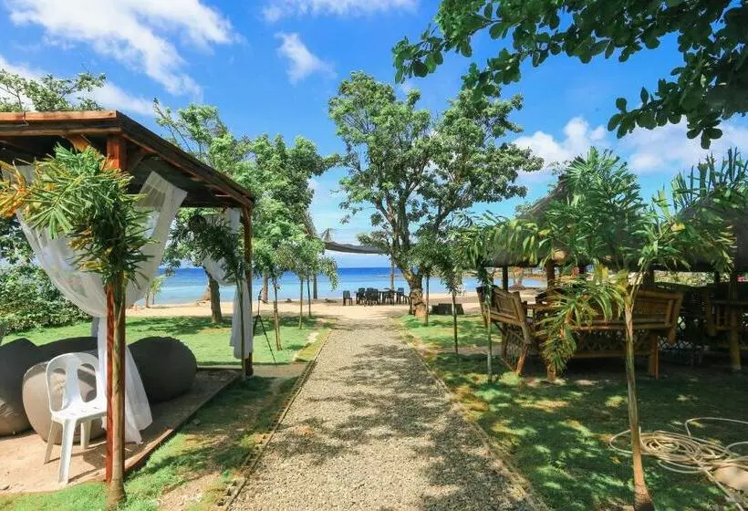 Hotelli Marika Resort