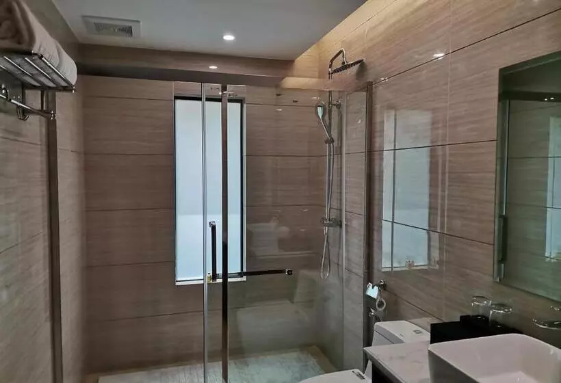 ホテル Monmonboutique