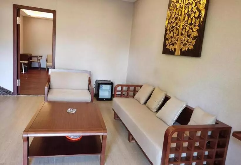 ホテル Monmonboutique