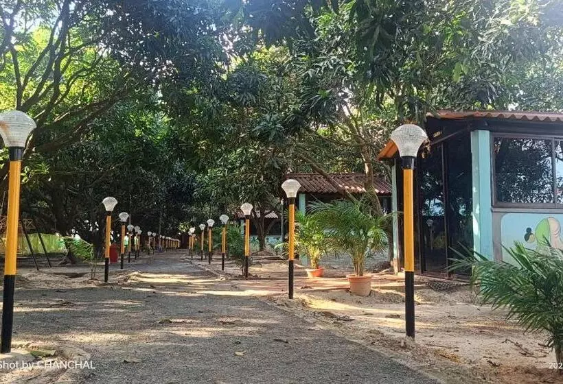ホテル Modhubon Agro Tourism