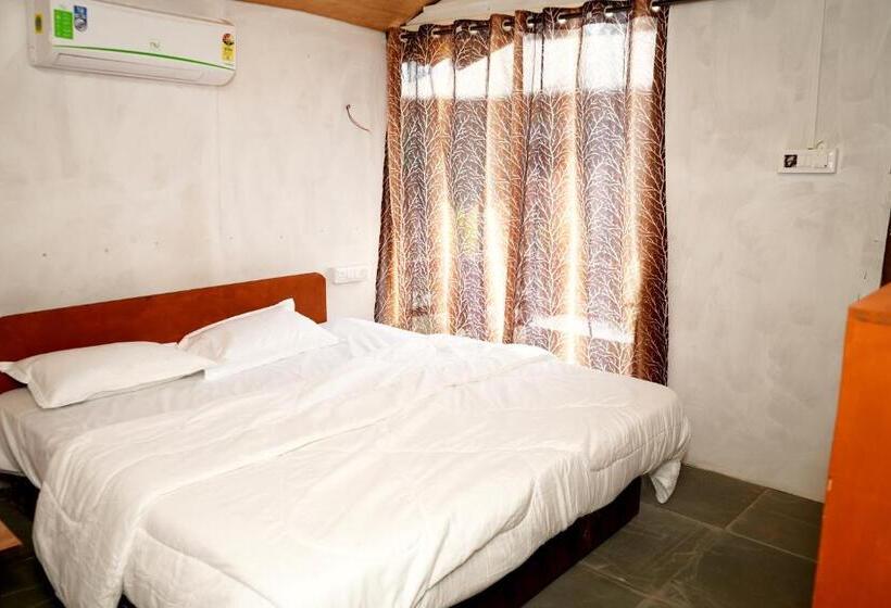 Hotel Om Beach Resort