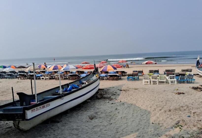 Hotel Om Beach Resort