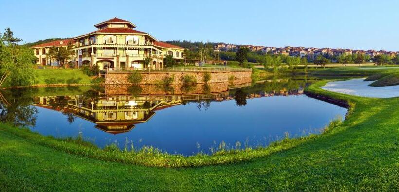 호텔 Rainbow Valley Hot Spring