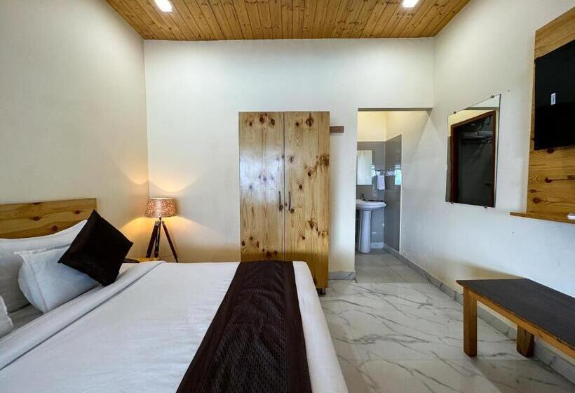 فندق The Leisure Cave On The Ganges