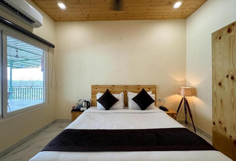 فندق The Leisure Cave On The Ganges