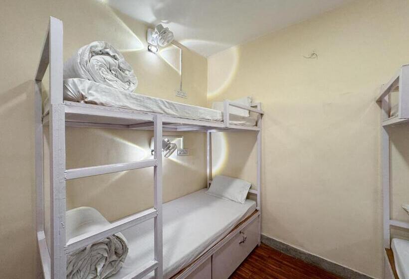 فندق The Leisure Cave On The Ganges