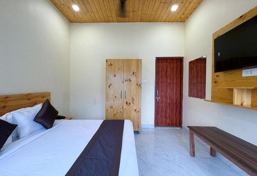 فندق The Leisure Cave On The Ganges