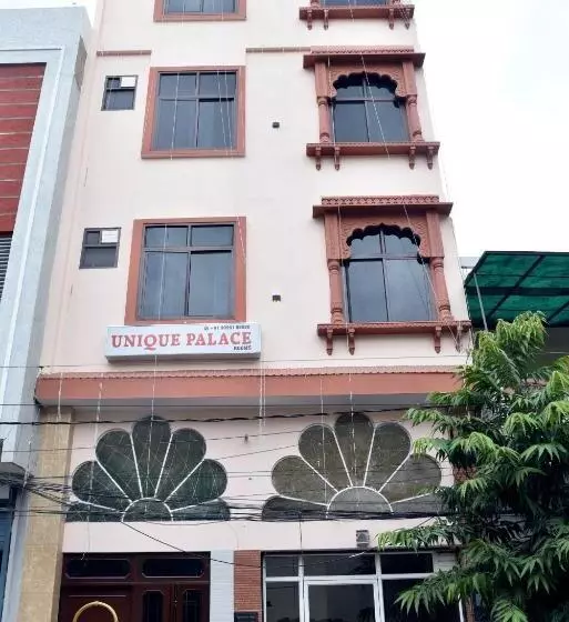 ホテル Unique Palace Room And Restaurant