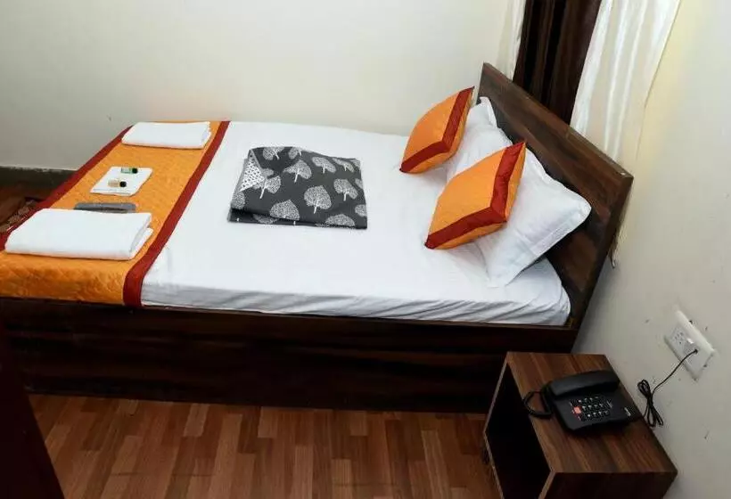 ホテル Unique Palace Room And Restaurant