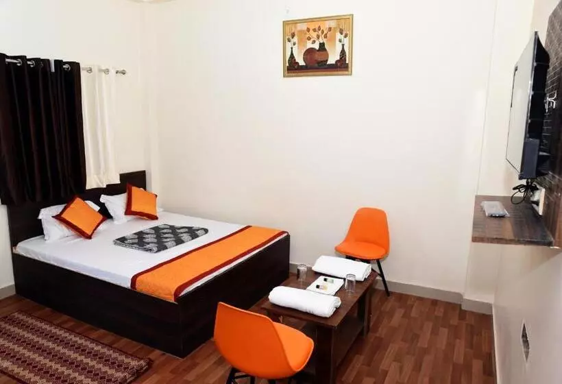 ホテル Unique Palace Room And Restaurant