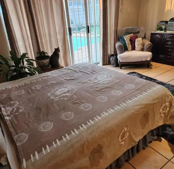 ペンション Susan Rest And Stay Over Cathy Str, Brackendowns Stays