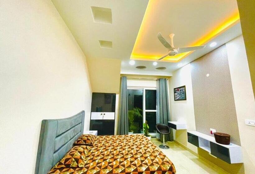 پانسیون Independent Private Room